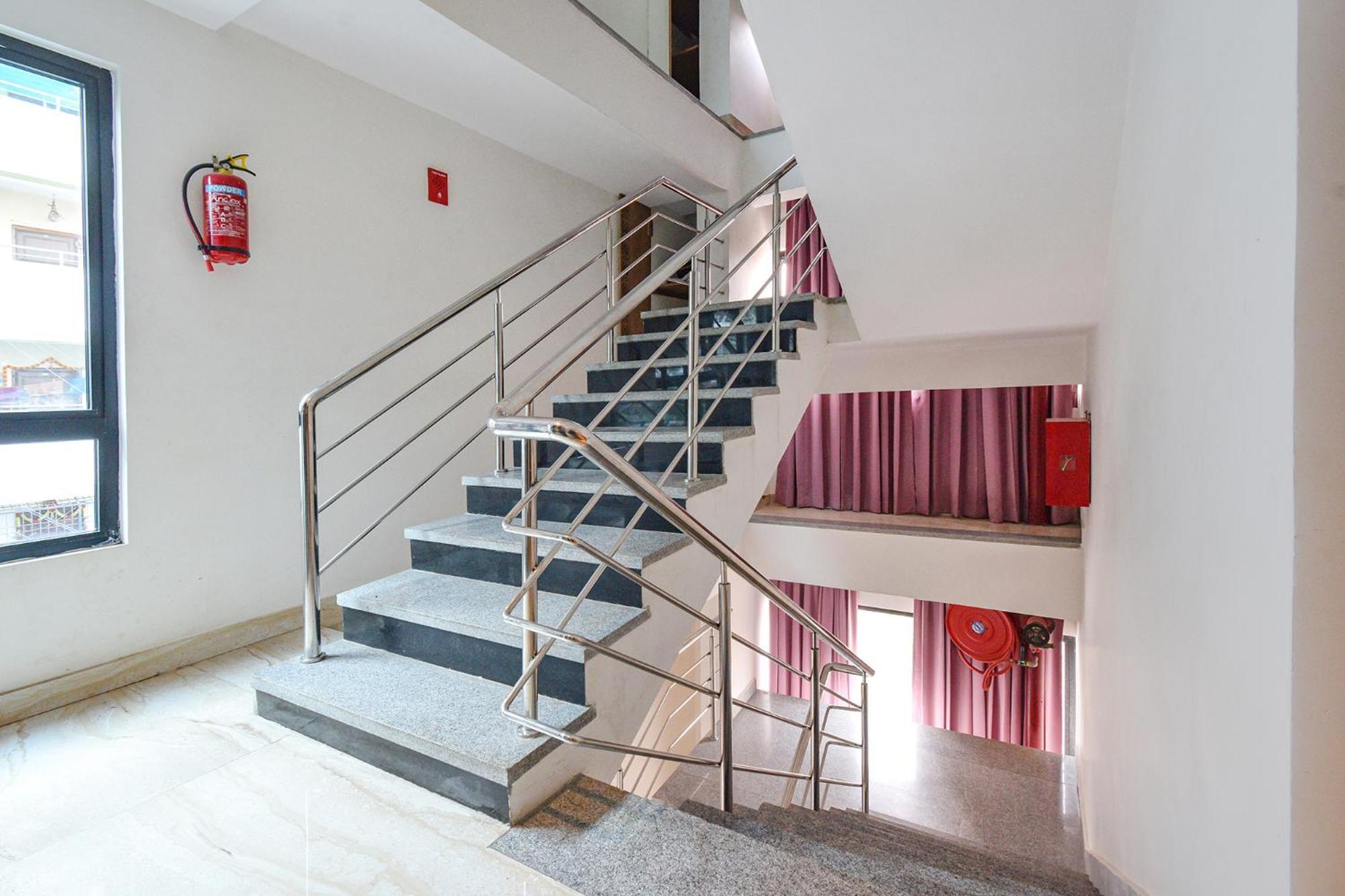 Fabhotel Prime Prowell Apex - Nr Kims Hospital, Hitech City Хайдарабад Экстерьер фото